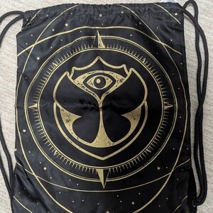 Black and Gold Drawstring Bag